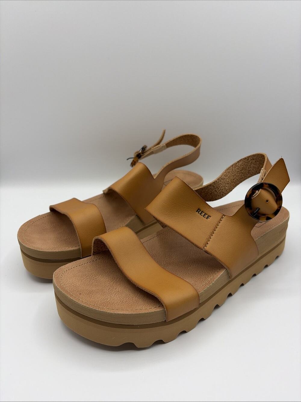 Reef Vista HI Buckle Women's Arch Support Sandals Color Natural CI9065 Sz 8.5